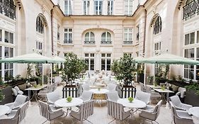 Hotel De Crillon